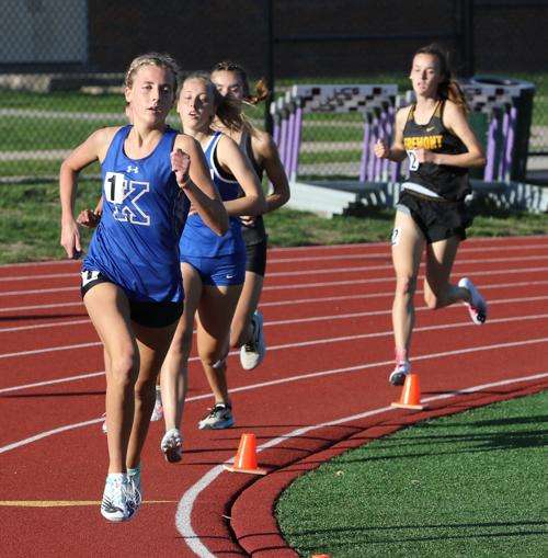 Hannah Godwin sets the pace