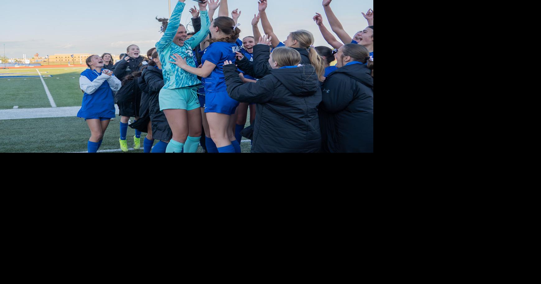 Kearney girls soccer wins district championship; advance to state