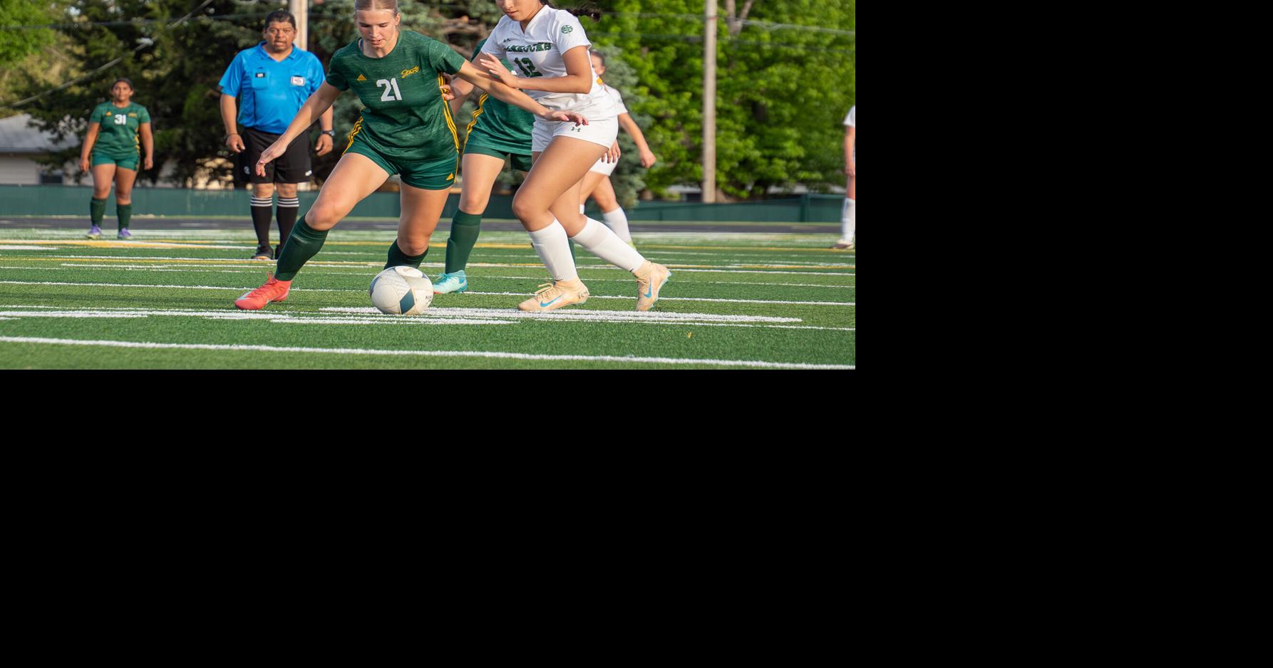 Both Kearney, Kearney Catholic girls teams make state soccer