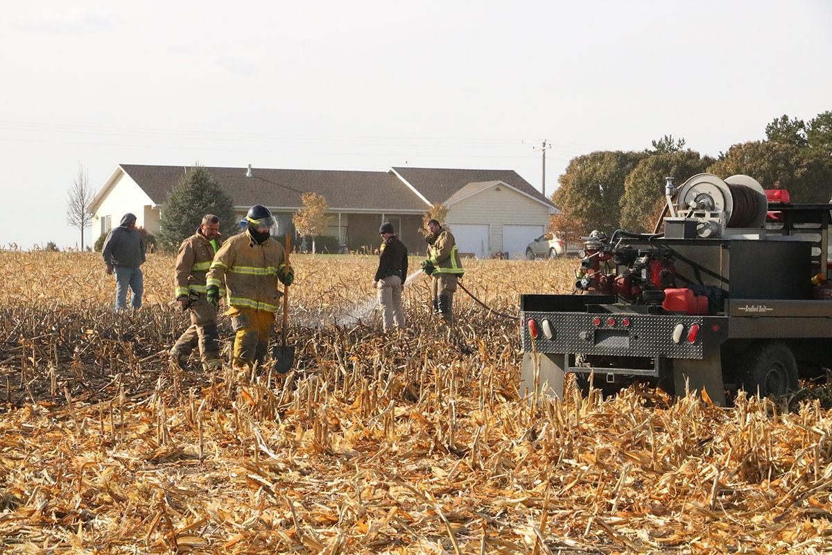Elwood Fire able to quickly contain field fire despite 30 mph winds