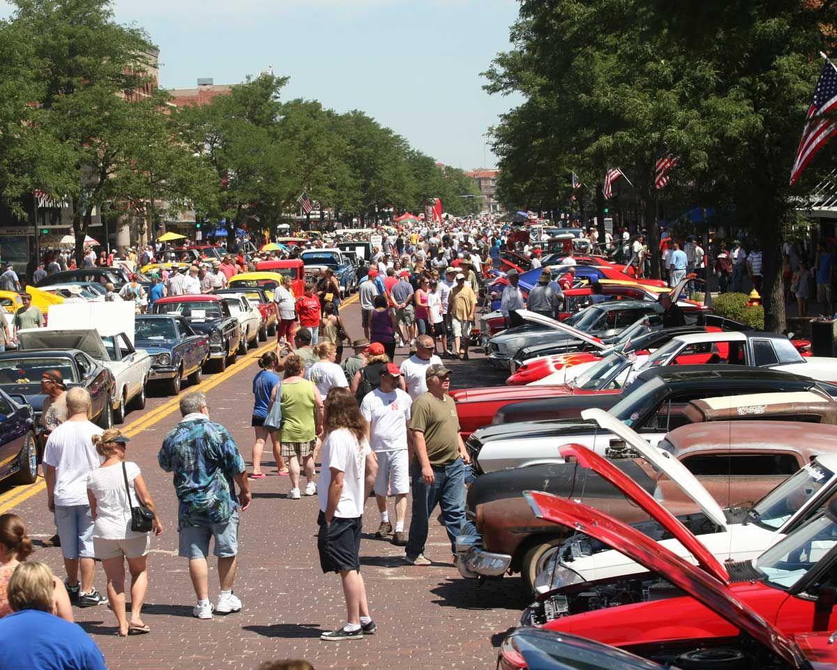 Classic rock bands at Carstock provide soundtrack to Cruise Nite