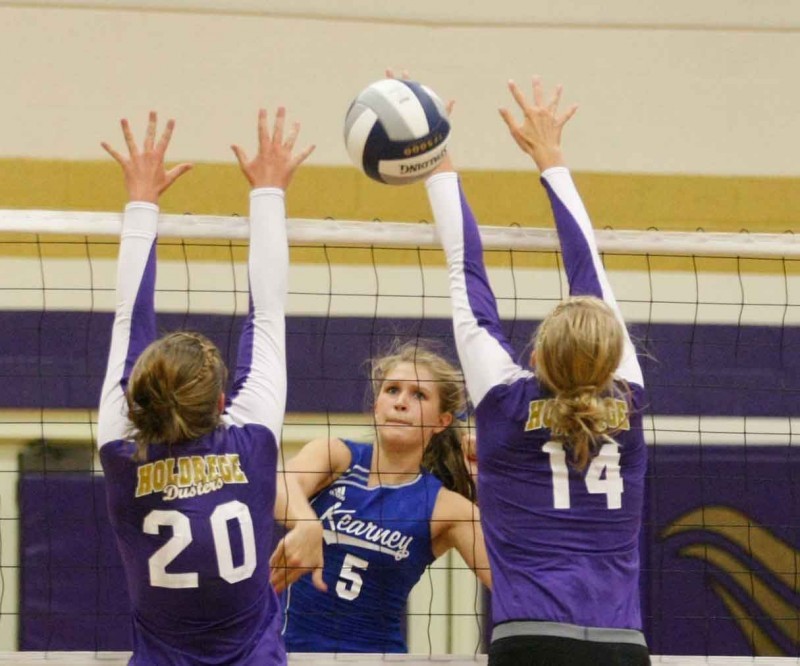 Holdrege volleyball tops Bearcats in season opener