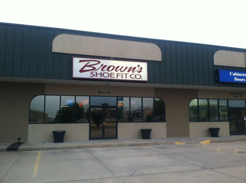 Brown’s Shoe Fit Co l Women’s & Men’s Shoes l Kearney NE Brown’s Shoe Fit Co l Women’s & Men’s Shoes l Kearney NE