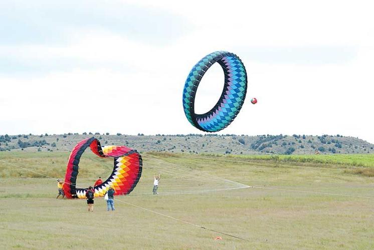 Town helps Callaway Kite Festival see 24th year