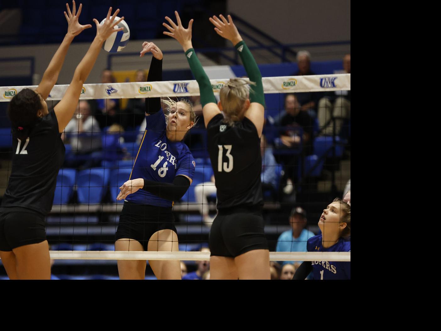 Sixthranked UNK volleyball team turns back 10thranked Northwest Missouri