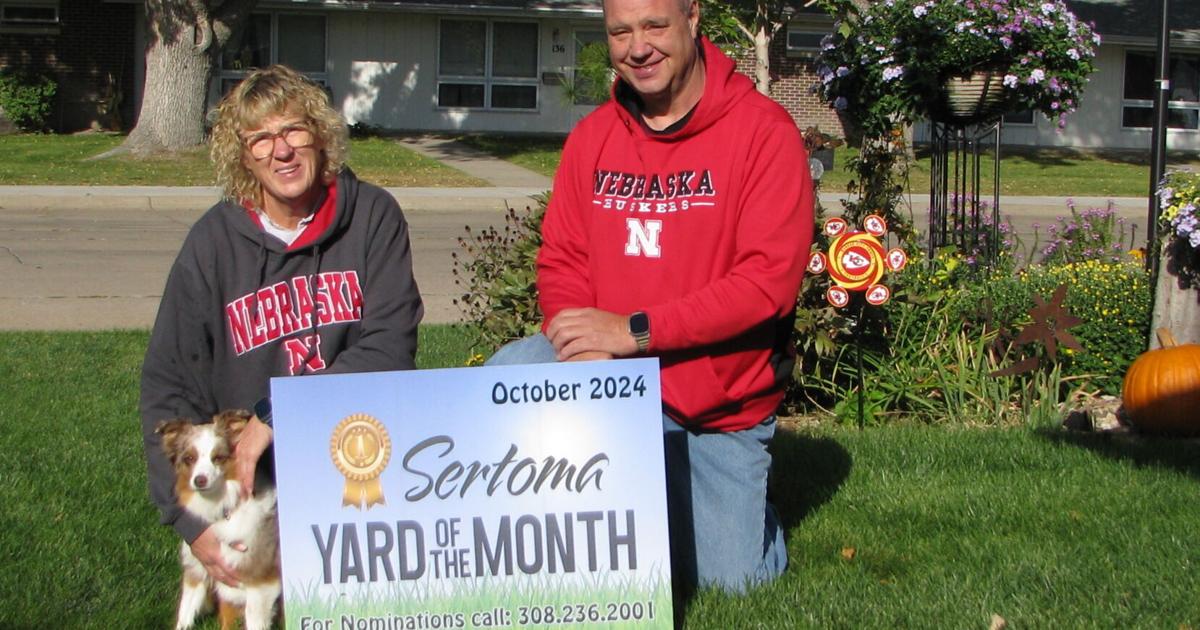 Kearney woman honored for garden Kearney woman honored for garden