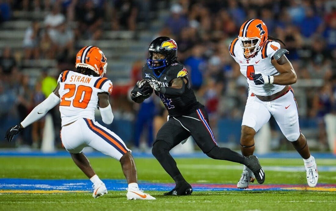 Kansas football: Jayhawks use strong first half to get past Illinois  football