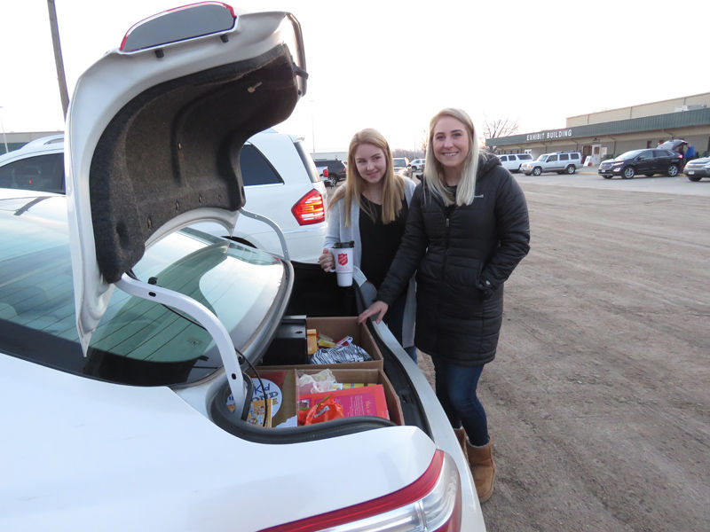 Schuessler girls, Brooke, Sierra5.JPG
