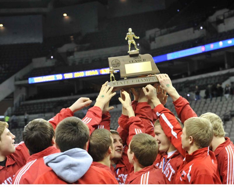 Amherst wins state wrestling title again, five Hub Territory wrestlers