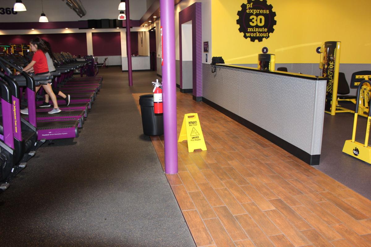 Lightning starts fire on roof of Grand Island businesses