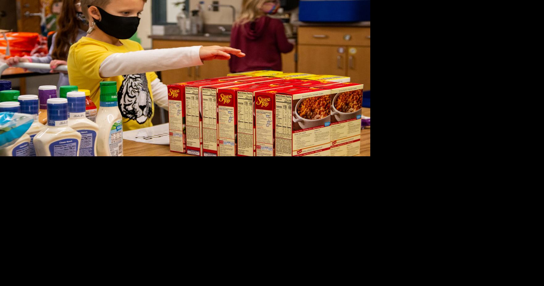 'Feel a little love' 20 families have Thanksgiving meal thanks to