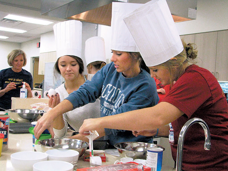 Healthy holiday cook-off promotes nutritious alternatives