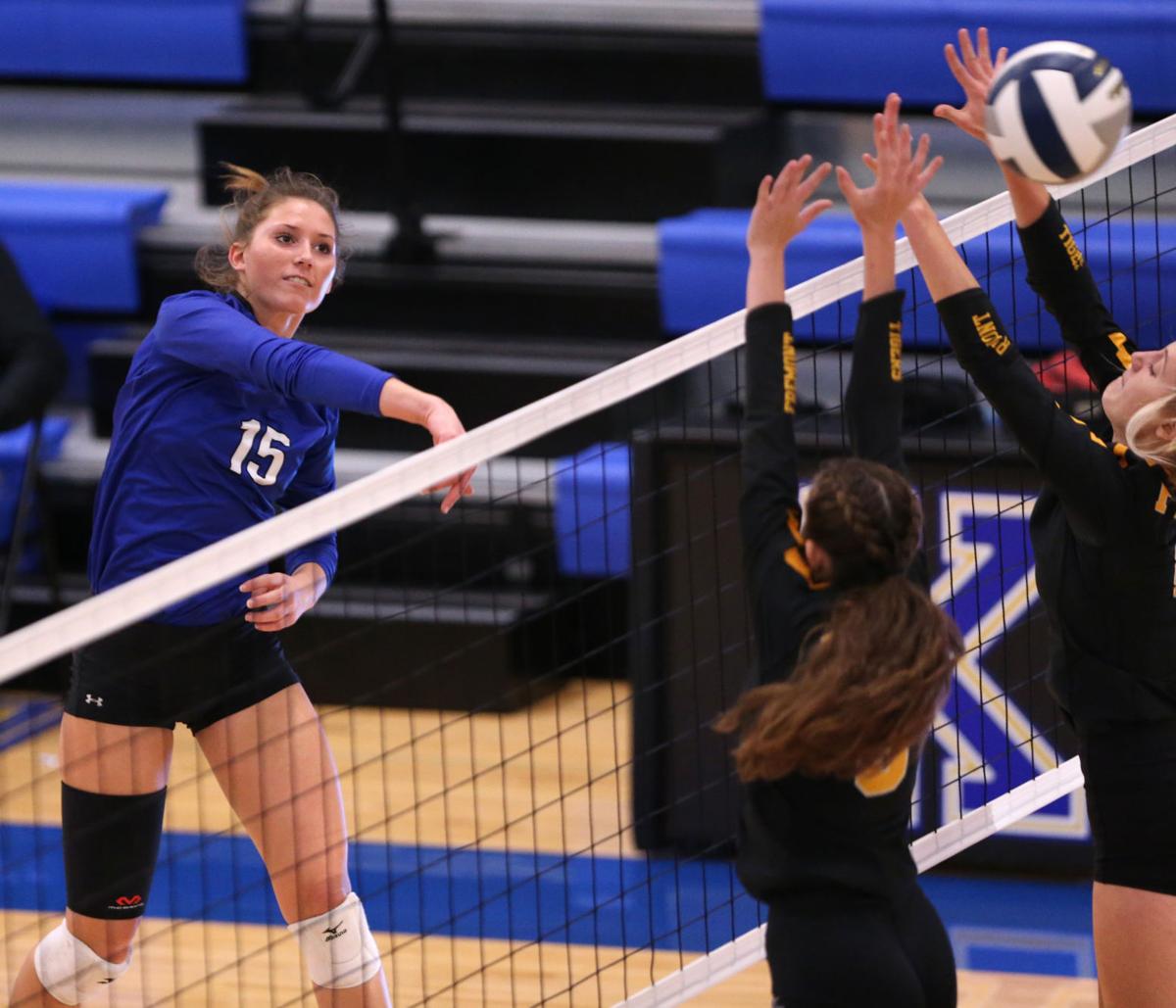 Tuesday Night S Hub Territory Volleyball Leaders High School Kearneyhub Com