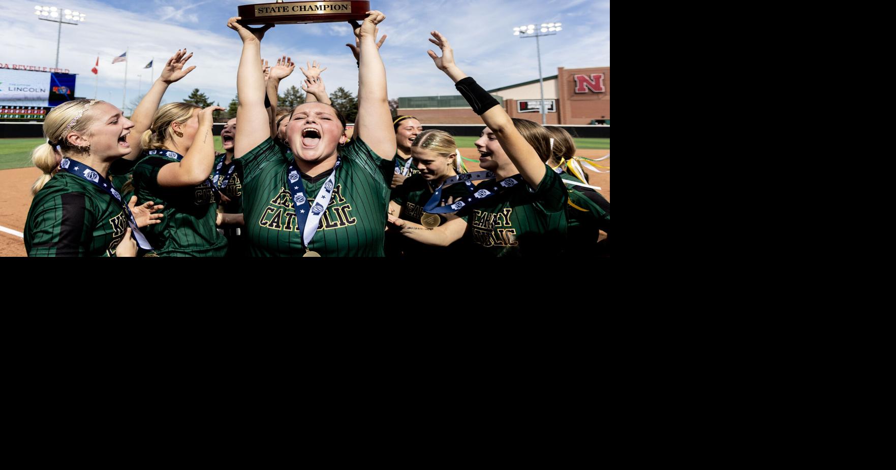GOLDEN STARS: Kearney Catholic claims Class C state title