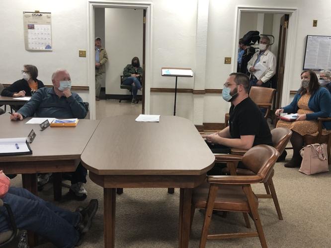 Holdrege City Council approves mask mandate