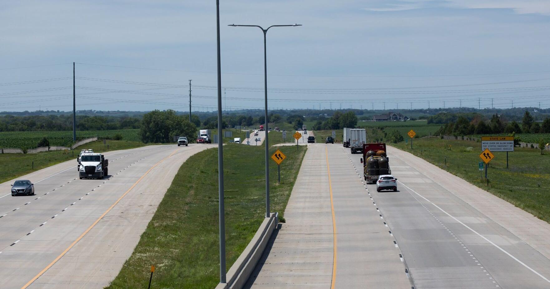 Nebraska to undertake $689 million in roads projects this year - Vimarsana News