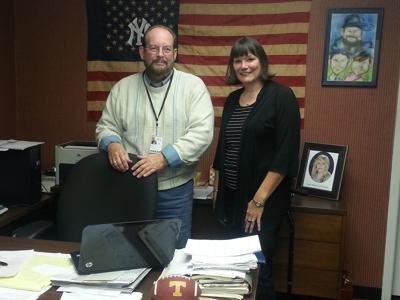 publisher editor chief newspaper broken bow gets custer county kearneyhub parsons mona weatherly position bill taken left