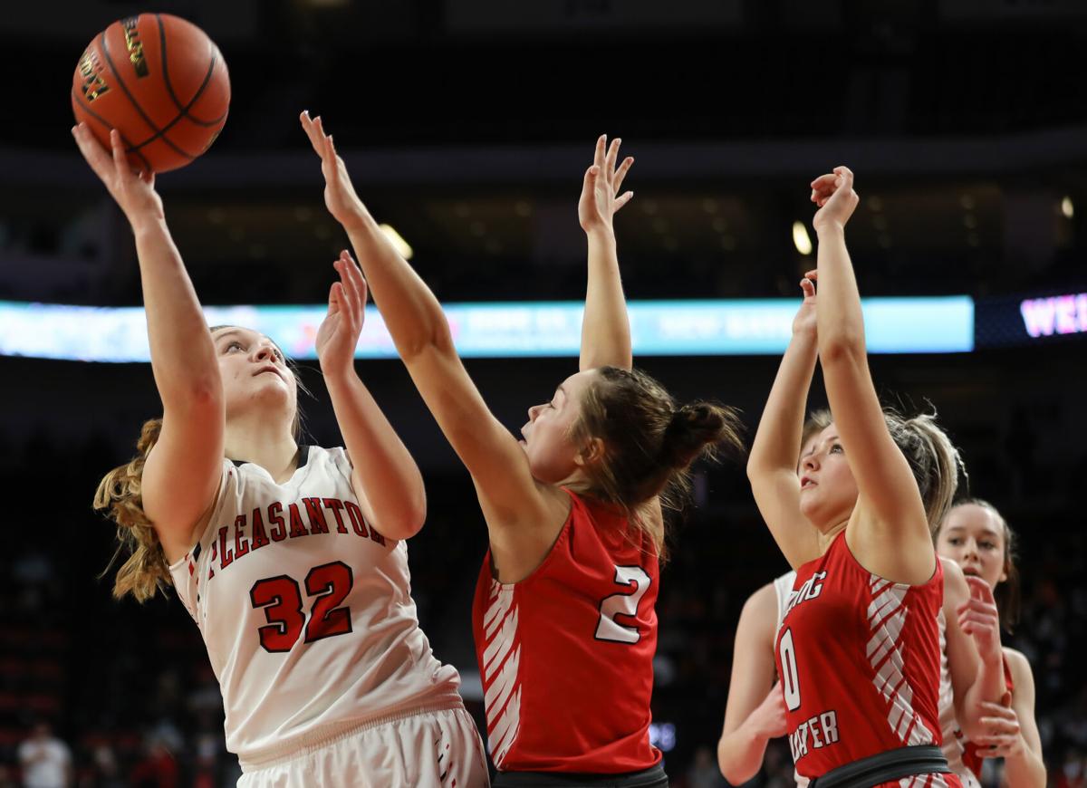 Women's college basketball player of the year in all 32