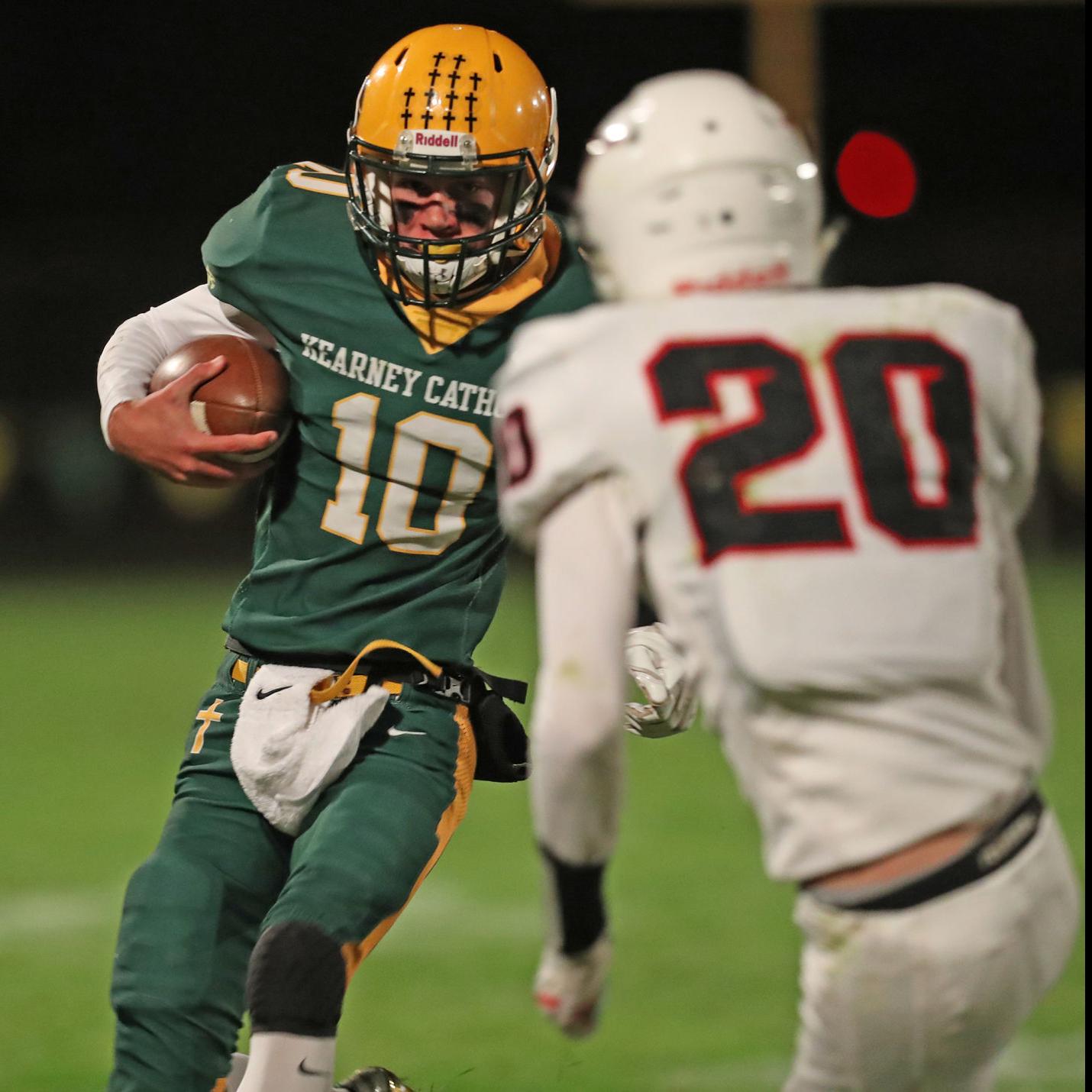 Sutton Gashes Kearney Catholic Defense 36 0 Kearney Catholic