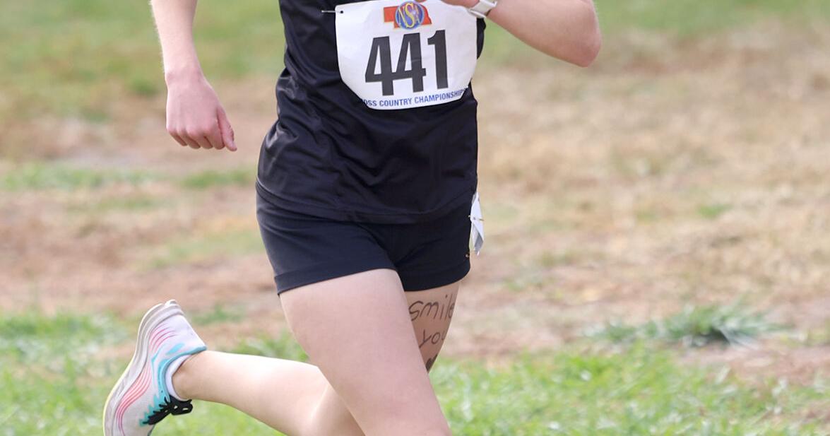 Minden's Alexa Warner