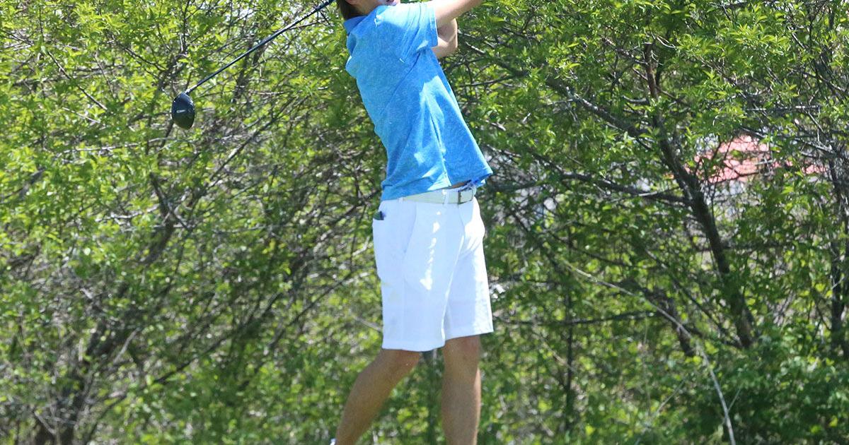 Kearney takes third at Heartland Athletic Conference Meet with two medalists