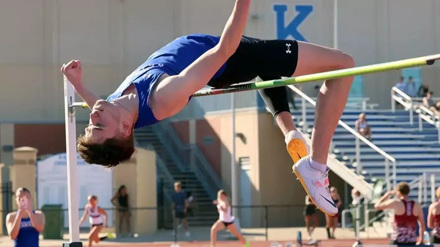‘We Want to Come Out on Top’: UNK High Jumpers Pushing Each Other to New Heights