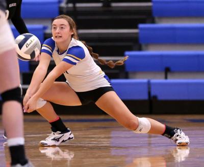Kearney High Volleyball Team Hopes Opportunities Knock Kearney