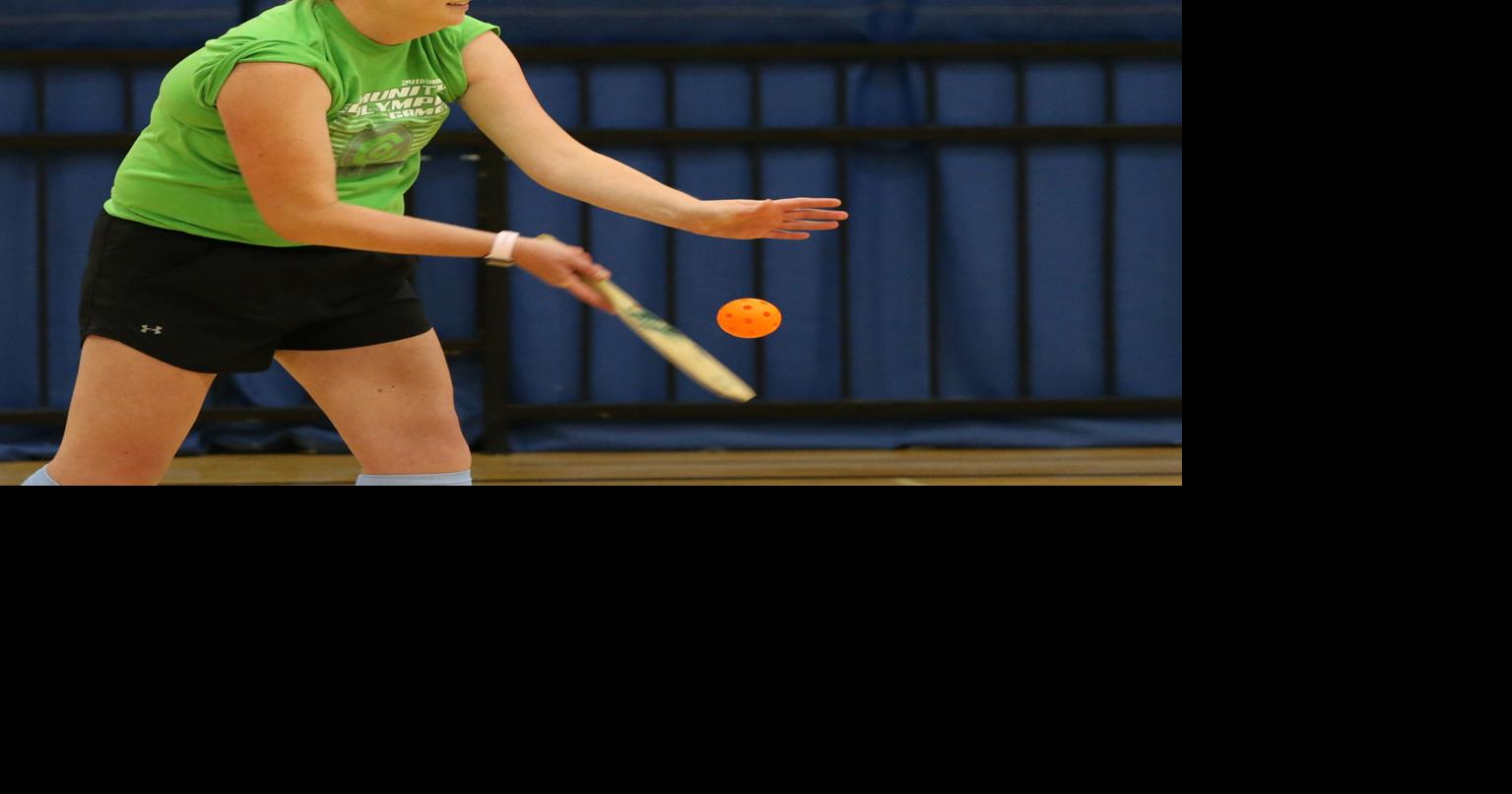 Learn to be a pickleball referee at clinic May 15