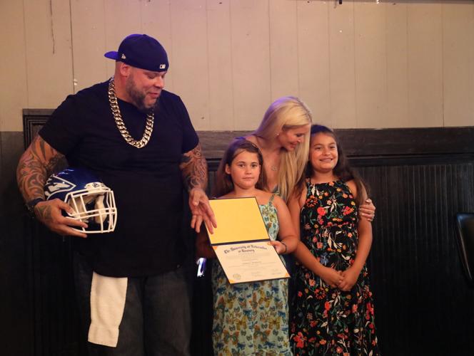 Fox News' 'Tyrus' presented UNK diploma at meet-and-greet