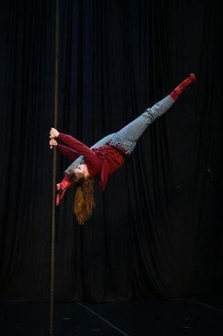 Broken Open brings together circus, storytelling | Enjoy Life to