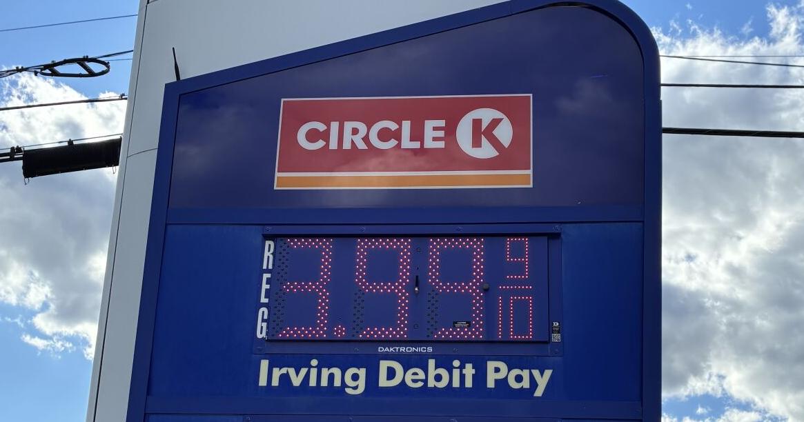 Vehicles line up for cheap(er) gas in Keene