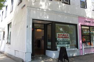 Central Square shop closes its storefront