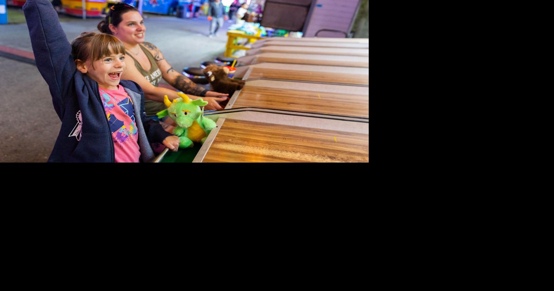 Fair scenes filled with memories, moos and Midway magic
