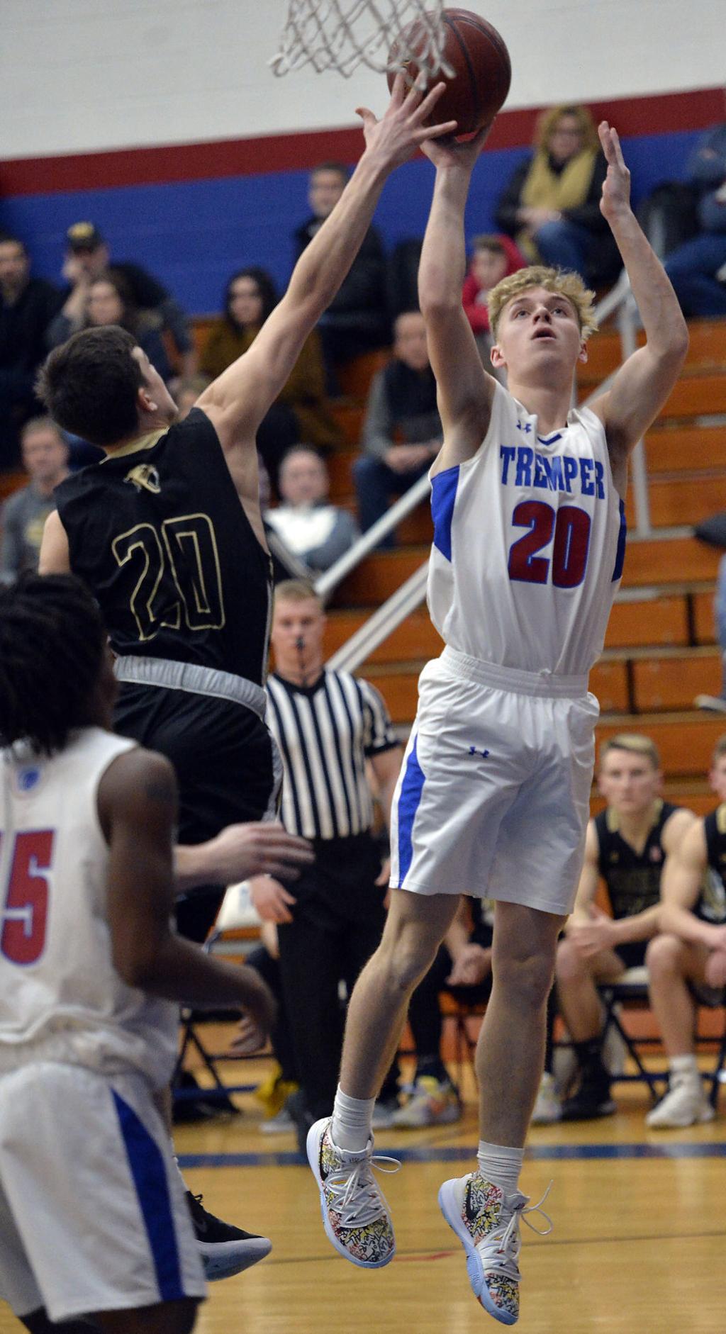 Late Surge Lifts Tremper Boys Sports Kenoshanews Com