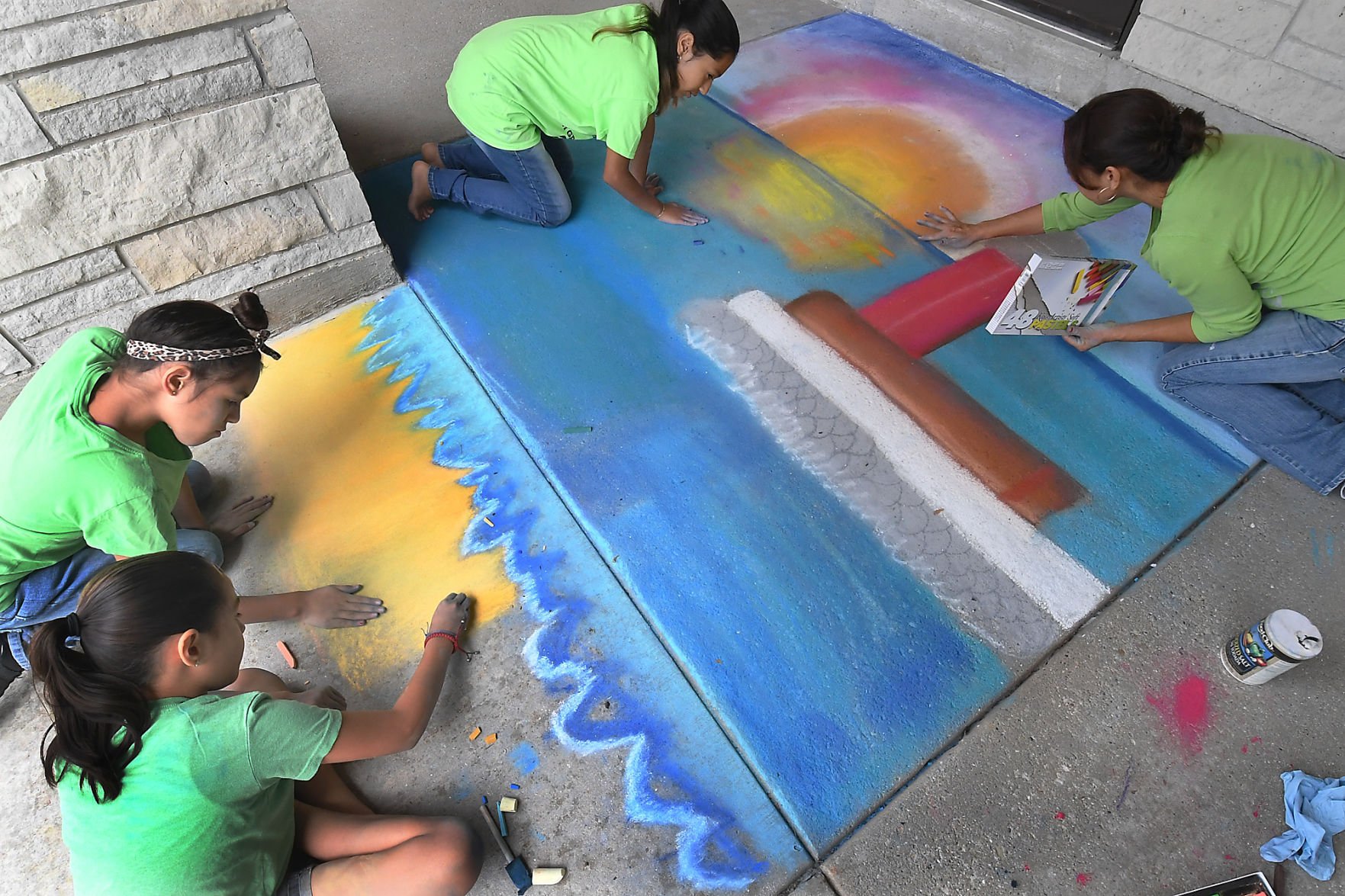 Chalk It Up returns to Kenosha