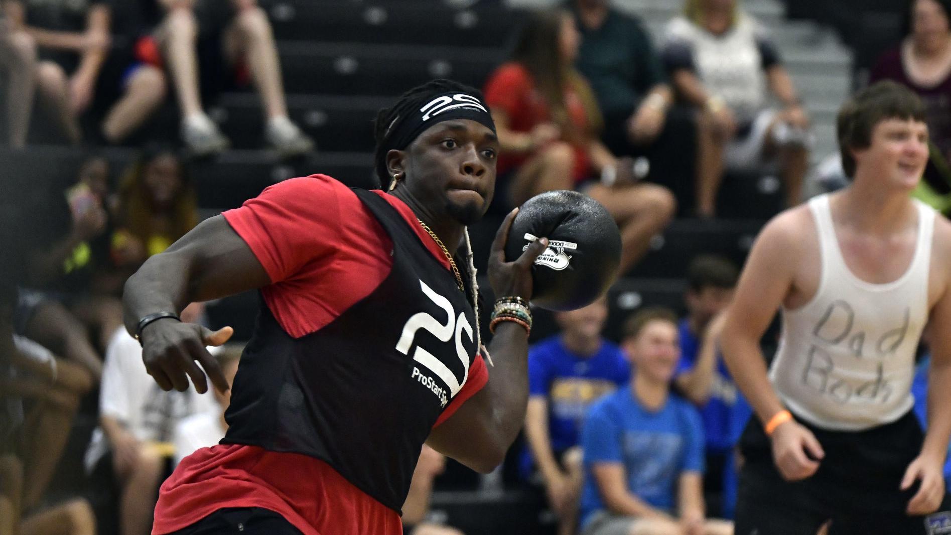 Melvin Gordon Bo Jackson Shining Stars At Dodgeball Tournament News Kenoshanews Com