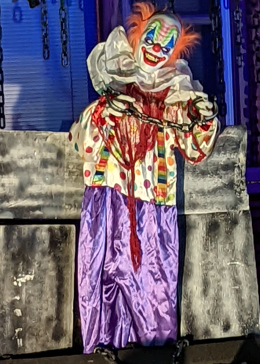 Kenosha Halloween display goes high-tech