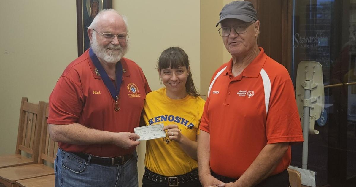 Knights make donation