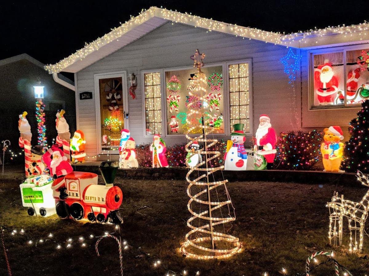 Holiday lights A guide to 2018 light displays in Kenosha County