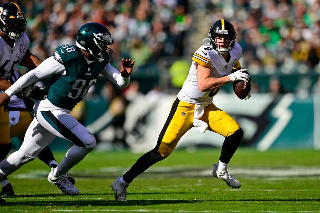 Taylor Heinicke Uses Big Bonus To Buy Packers-Themed Kicks After Win