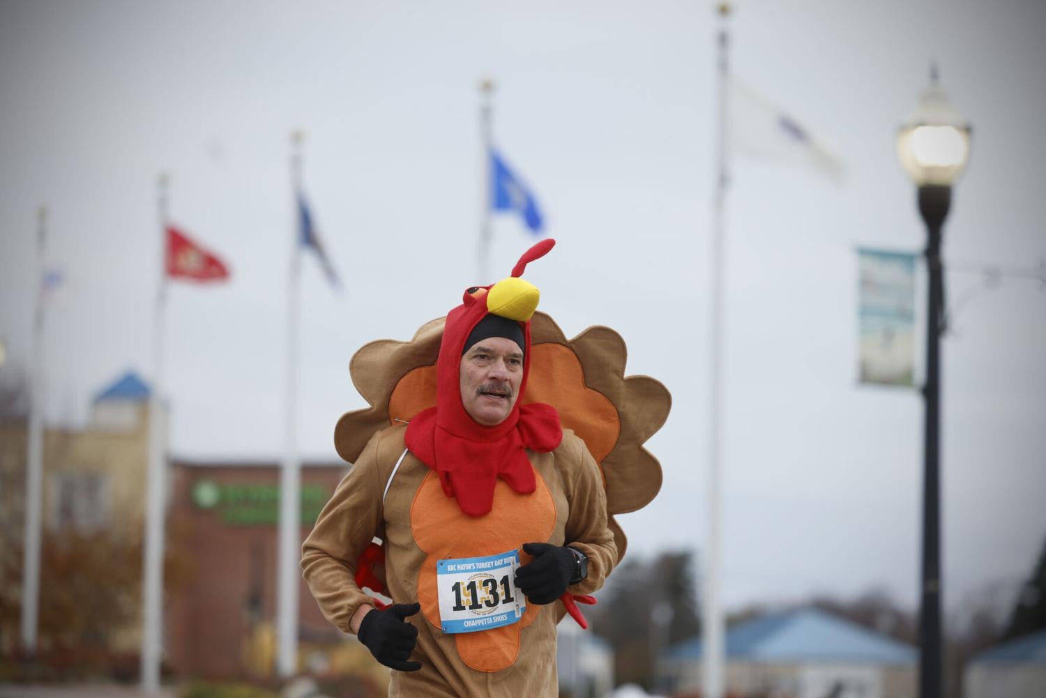 Break out your turkey costume! Kenosha, Pleasant Prairie road races set
