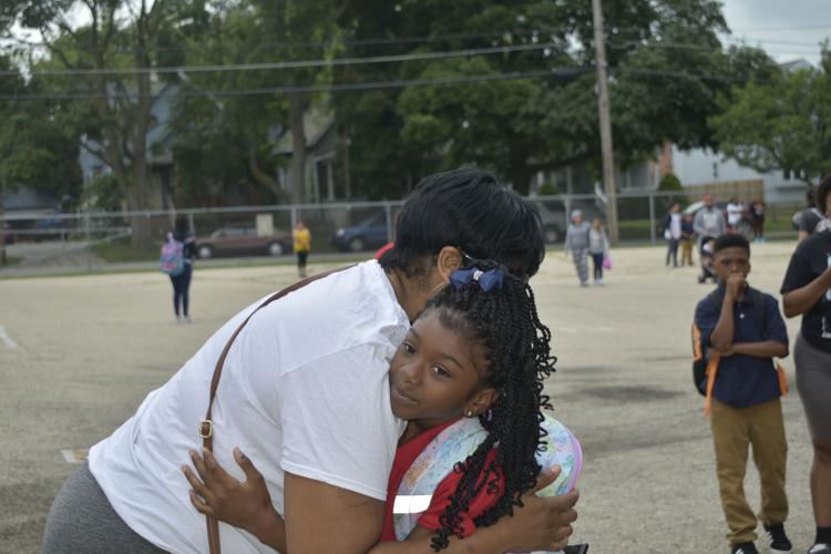 frank-elementary-school-opens-kenosha-unified-s-first-day