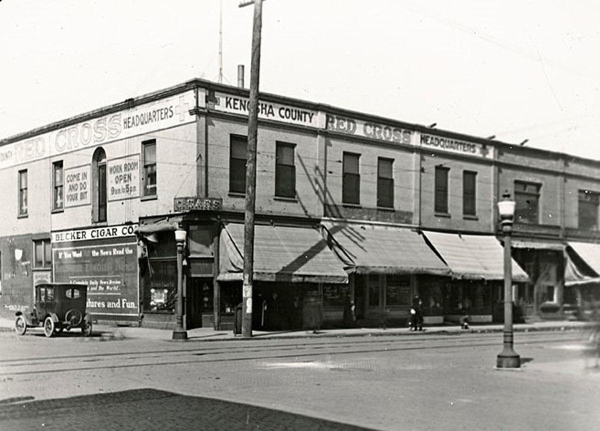 Old Kenosha Mass celebration erupted here at WWI armistice news