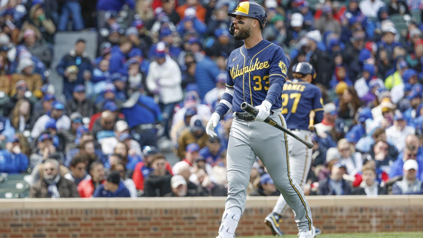 Christian Yelich Has the Brewers Soaring and Makes a Case for
