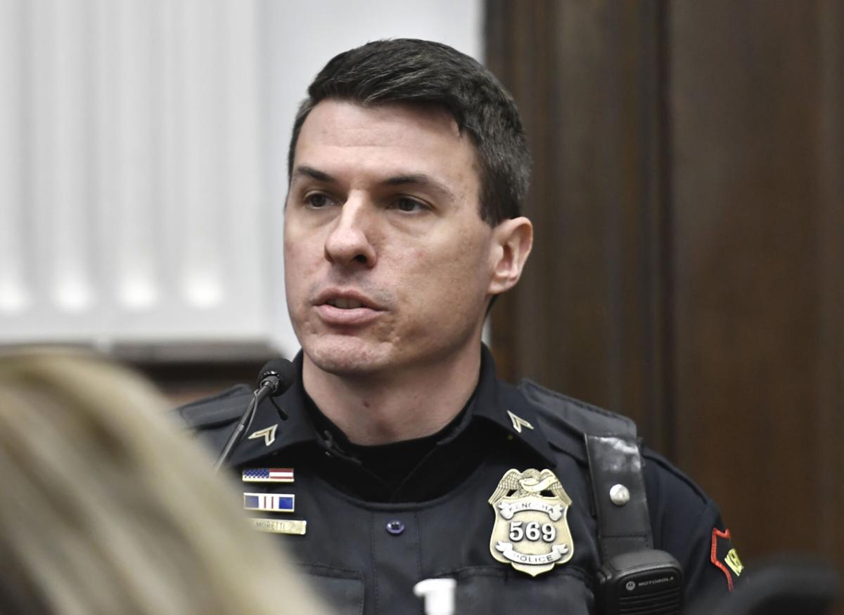 Officer testifies about why they let Rittenhouse walk away after shooting
