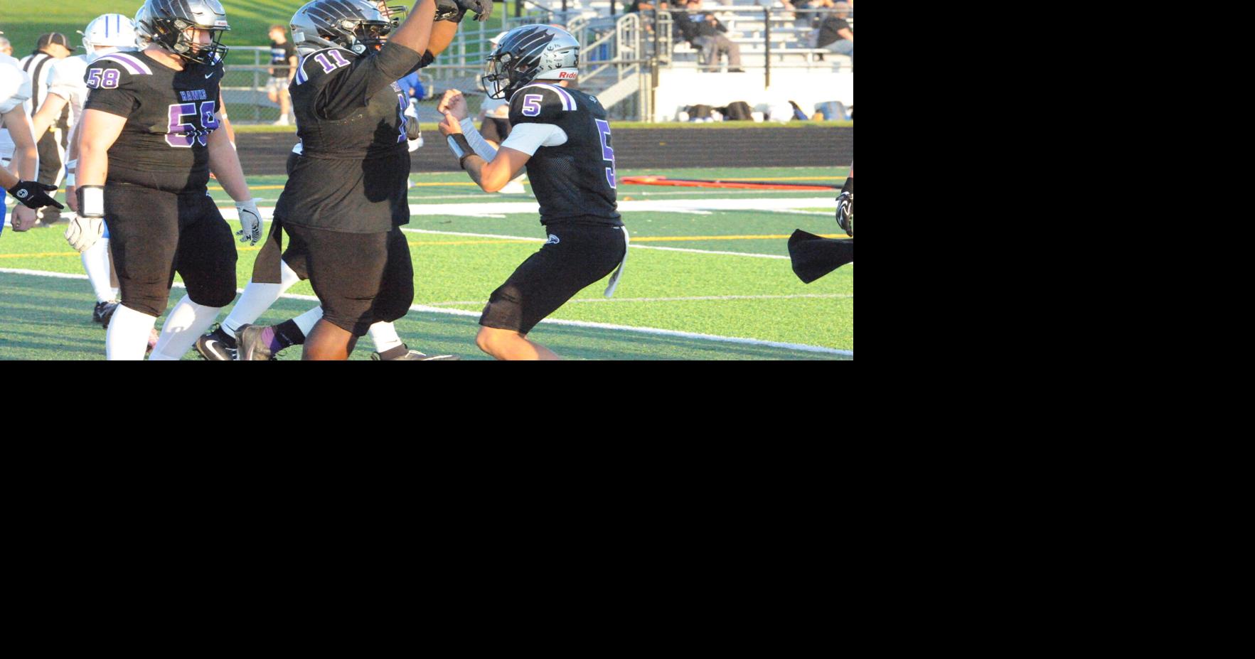 Kenosha Indian Trail football quarterback goes off for 4 touchdowns to down Oak Creek