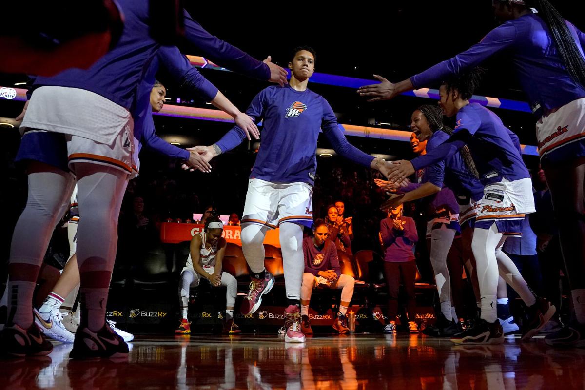 The Los Angeles Sparks Will Battle with Speed and Versatility in