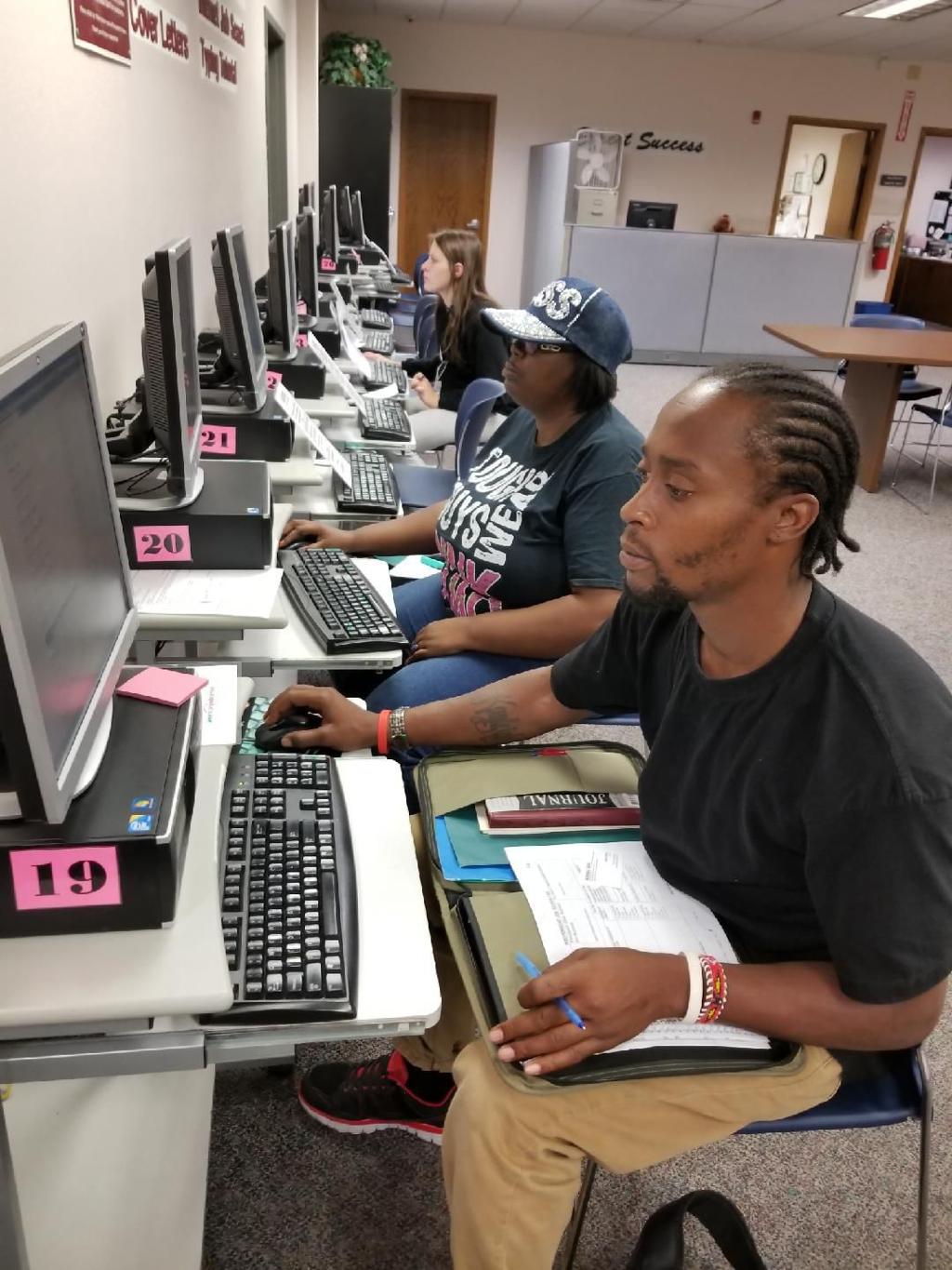Unemployment Rate Is Down But There Still Are More Jobs Local News Kenoshanews Com