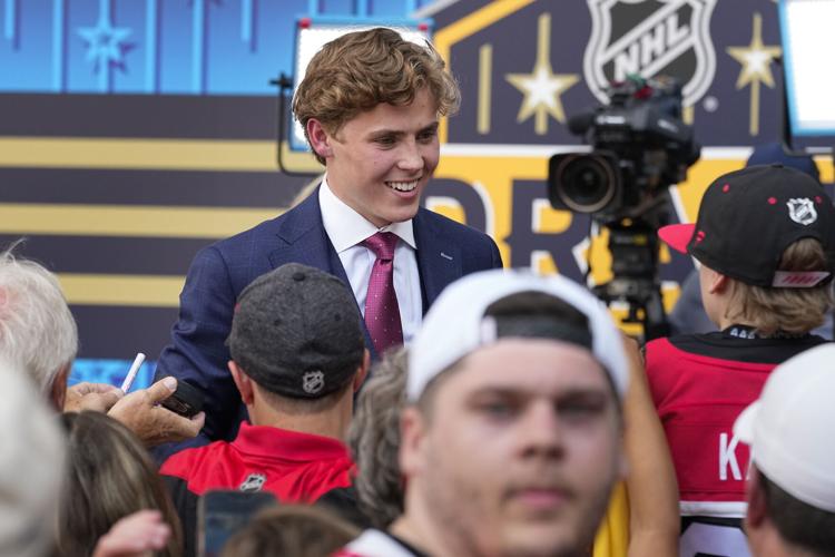Connor Bedard, as expected, taken first in the NHL draft by the Chicago  Blackhawks