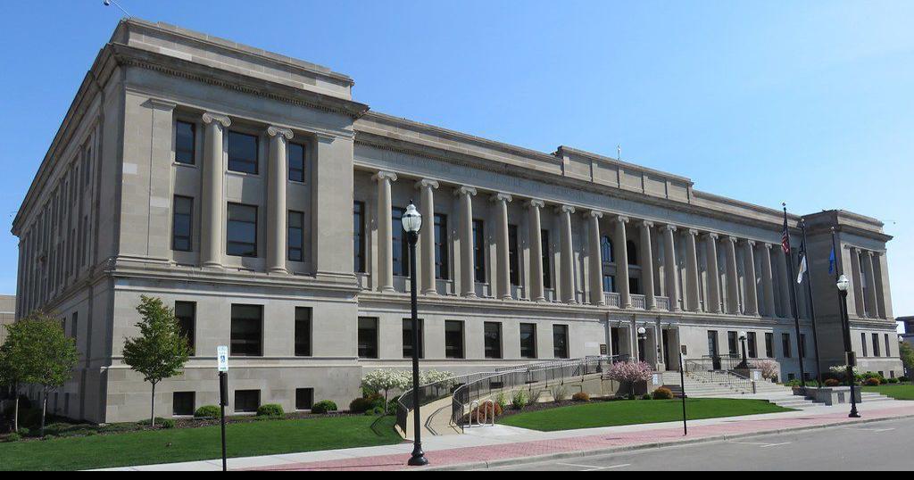Kenosha man facing felony drug charges set to return to Kenosha County